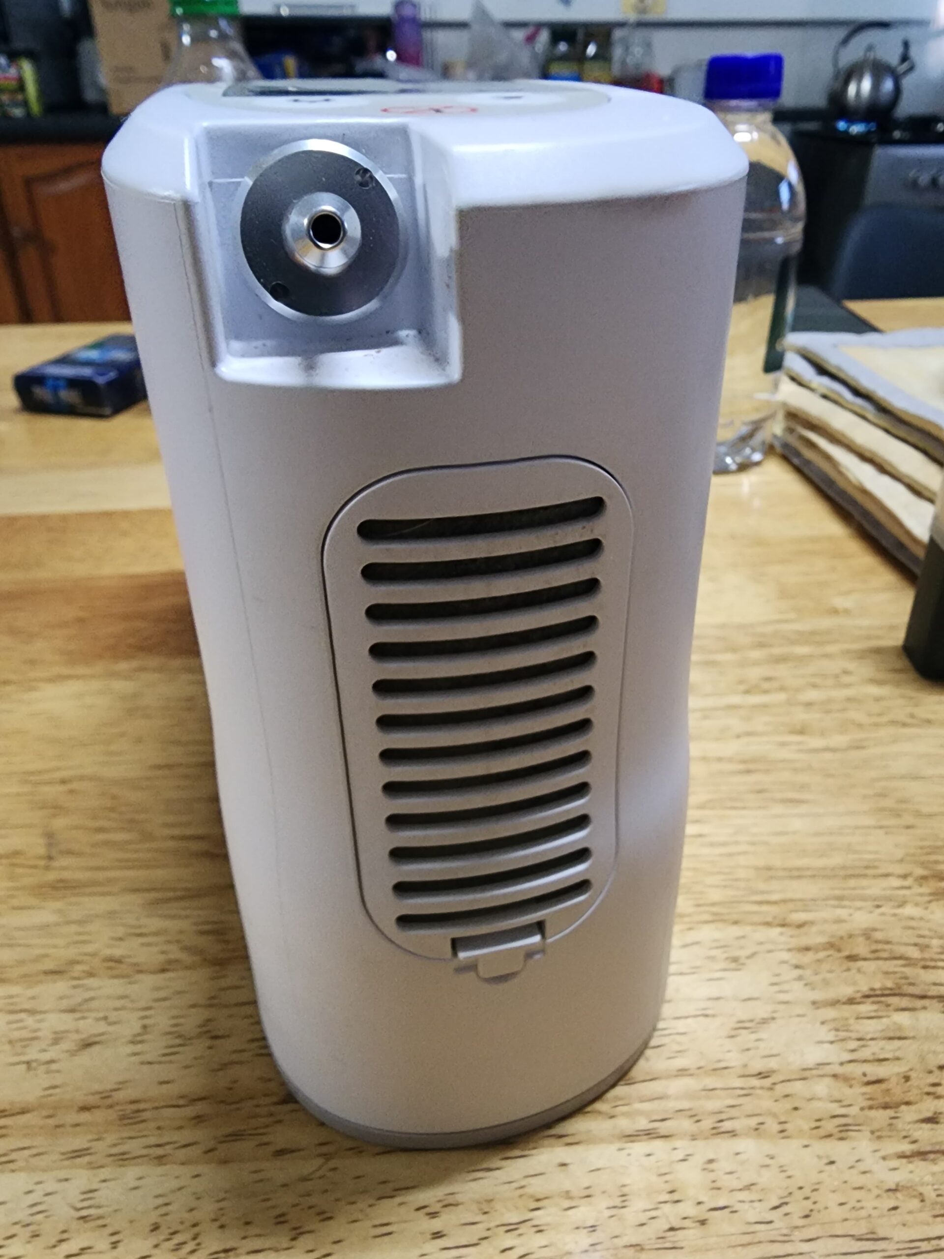 Kingon P2 Portable Oxygen Concentrator with Extra Battery