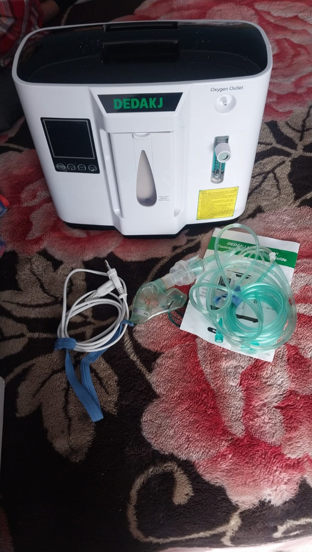 DEDAKJ oxygen concentrator Excellent condition urgent sale
