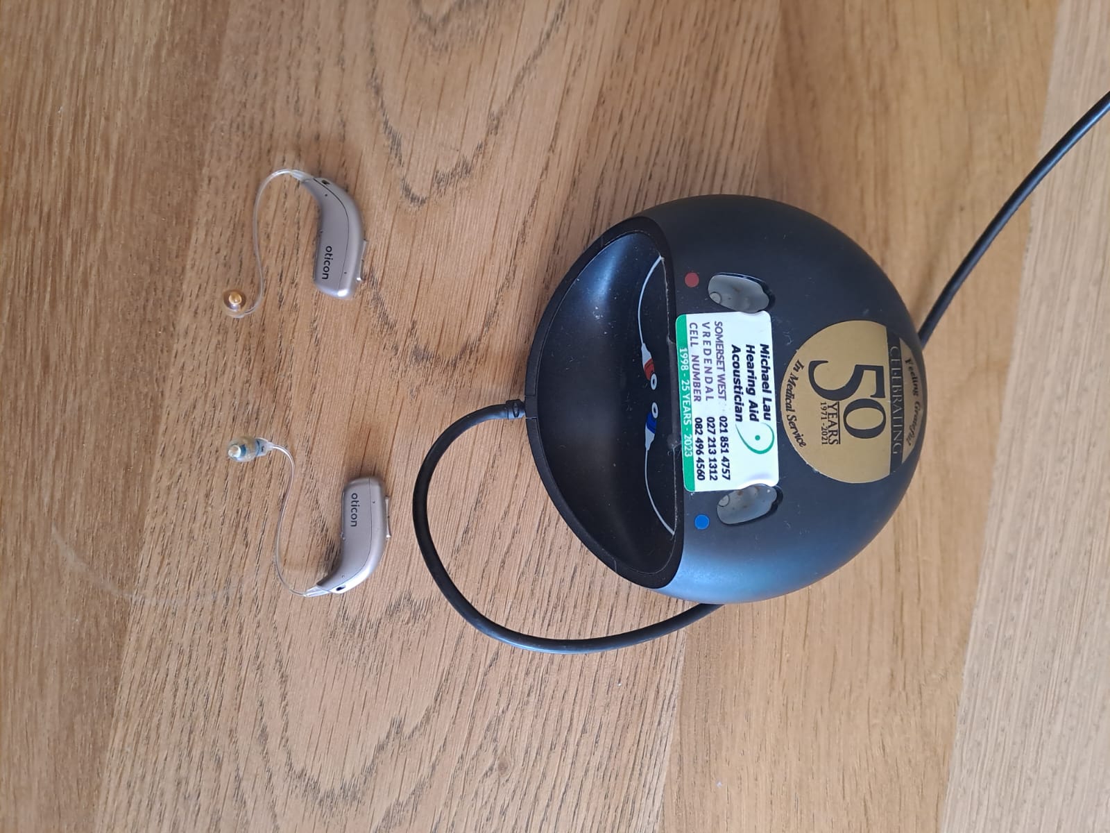 Oticon Charger 1.0 Mini RITE R Hearing Aids C-1A2