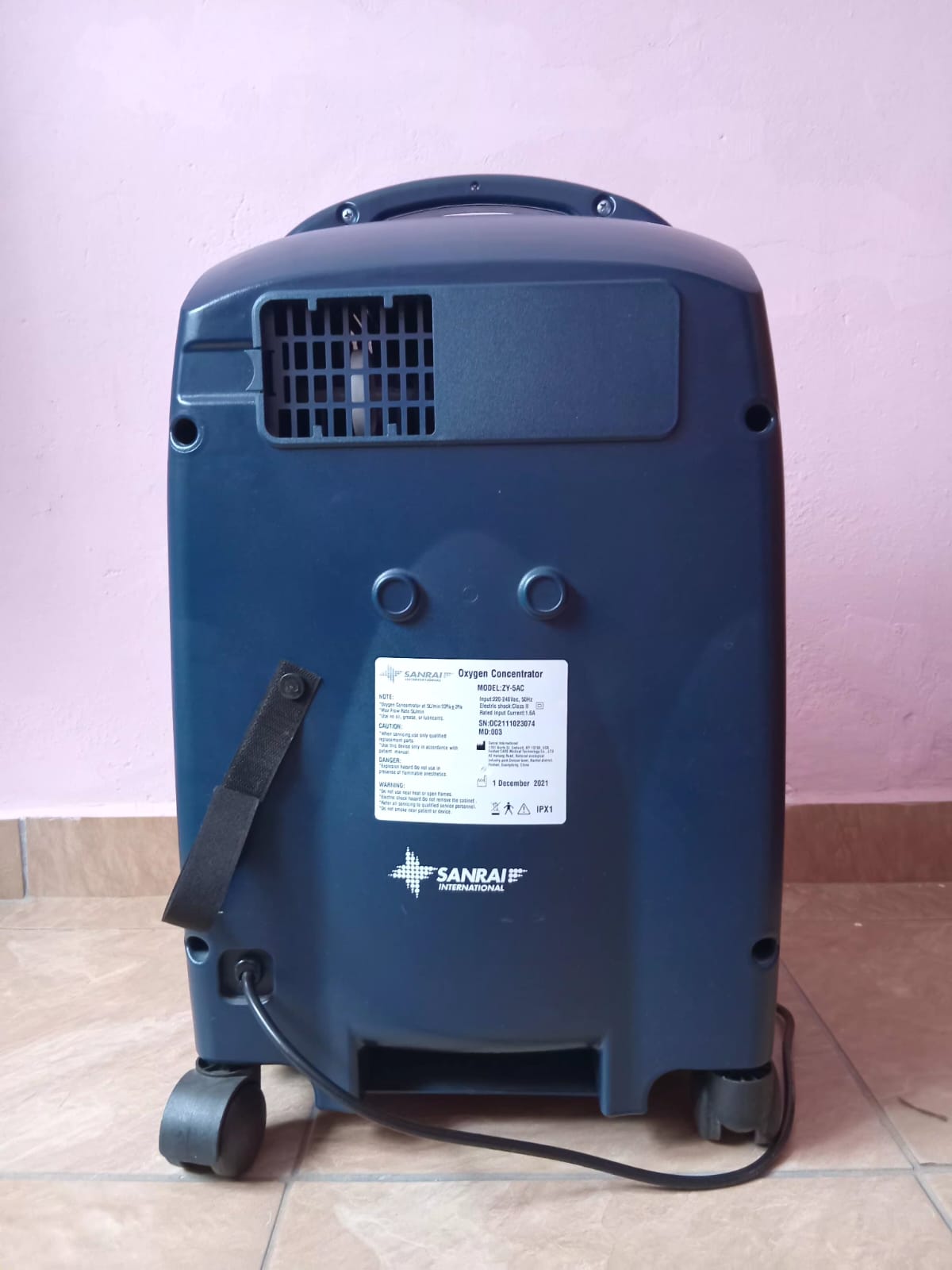 OxyPure 5L Oxygen Concentrator – Almost New (used for only 3 Months)
