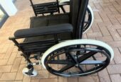 Like-New CE Mobility Heavy duty wheelchair
