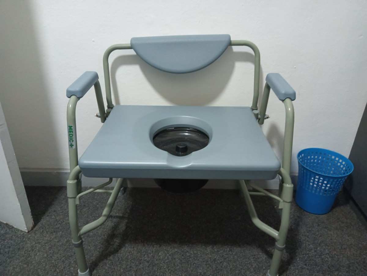 Medic+ Bariatric Commode