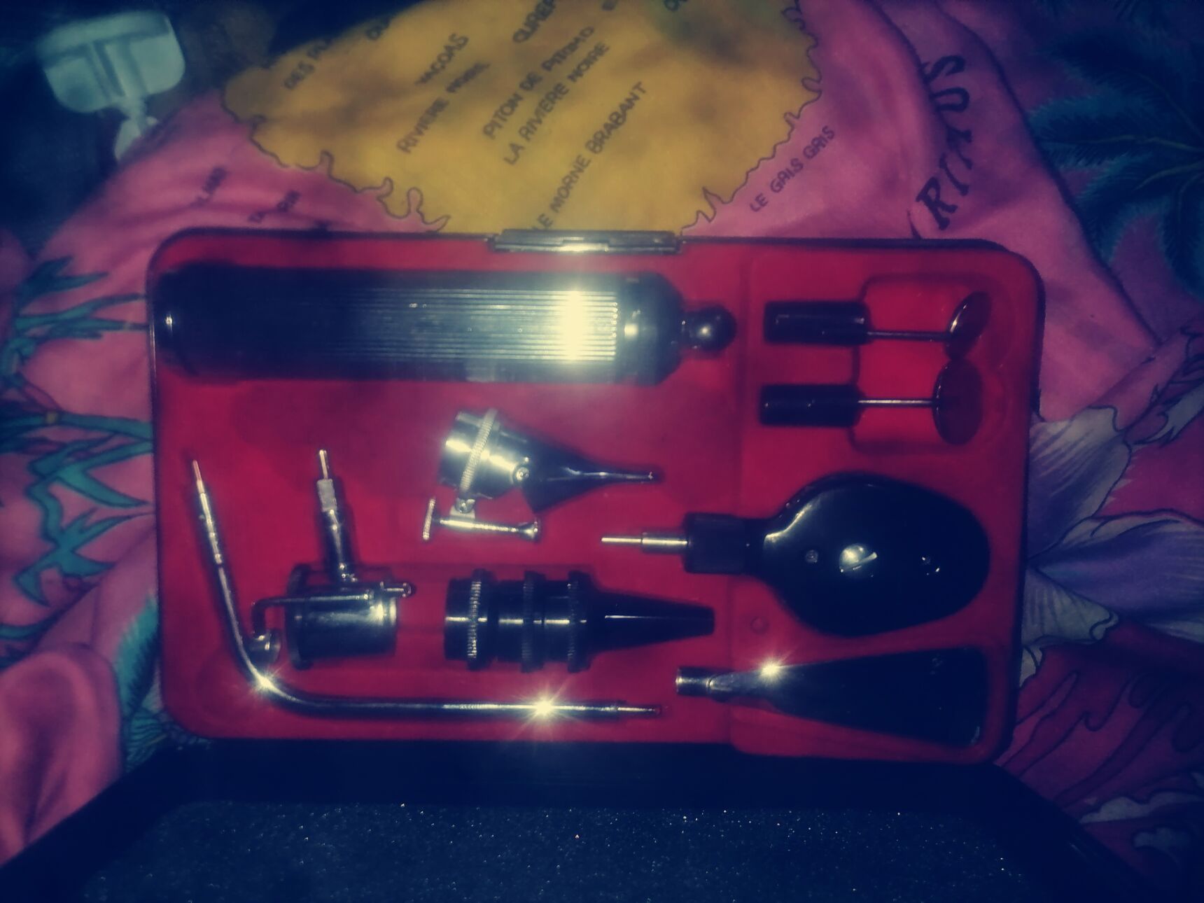 Medical Otoscope Ear Exam Kit – Great Condition!