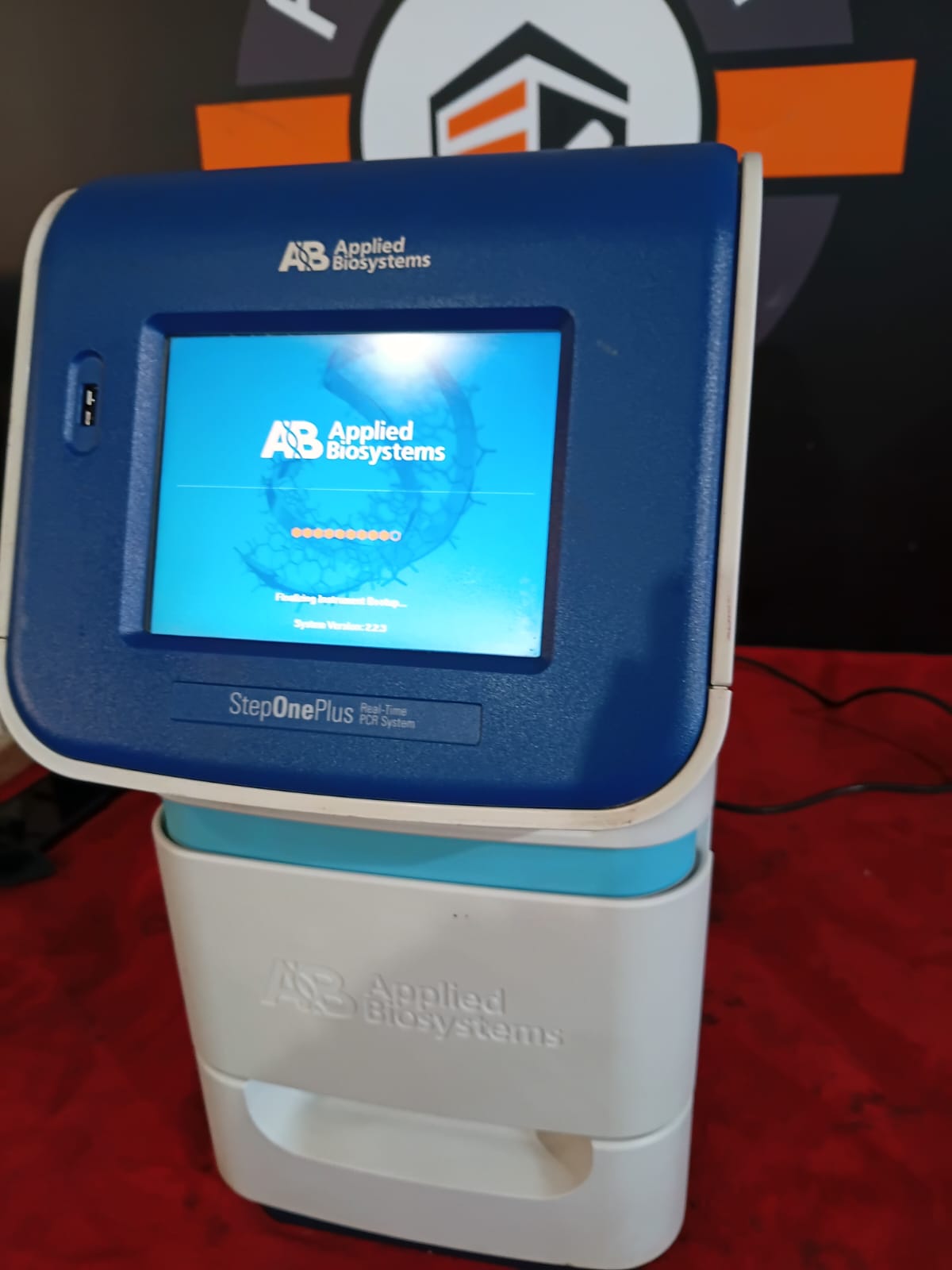 AB Applied Biosystems StepOnePlus Real Time 96-well PCR System