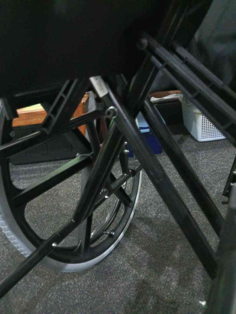 Bariatric Wheelchair 56×45 with Cusion (CE Mobility, BR56X45U)