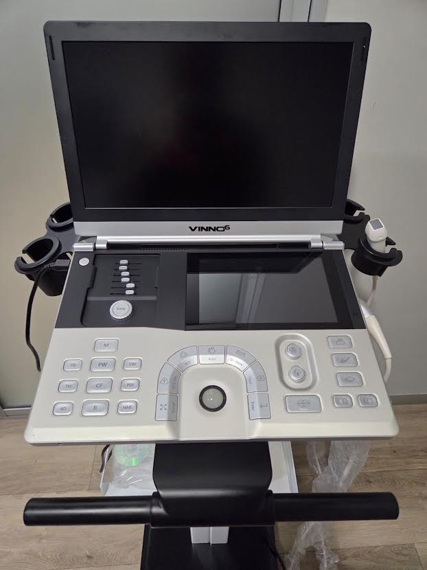 Vinno 6 Ultrasound / Echocardiography Diagnostic System (Pre-Owned) – with Echo Probe & Trolley