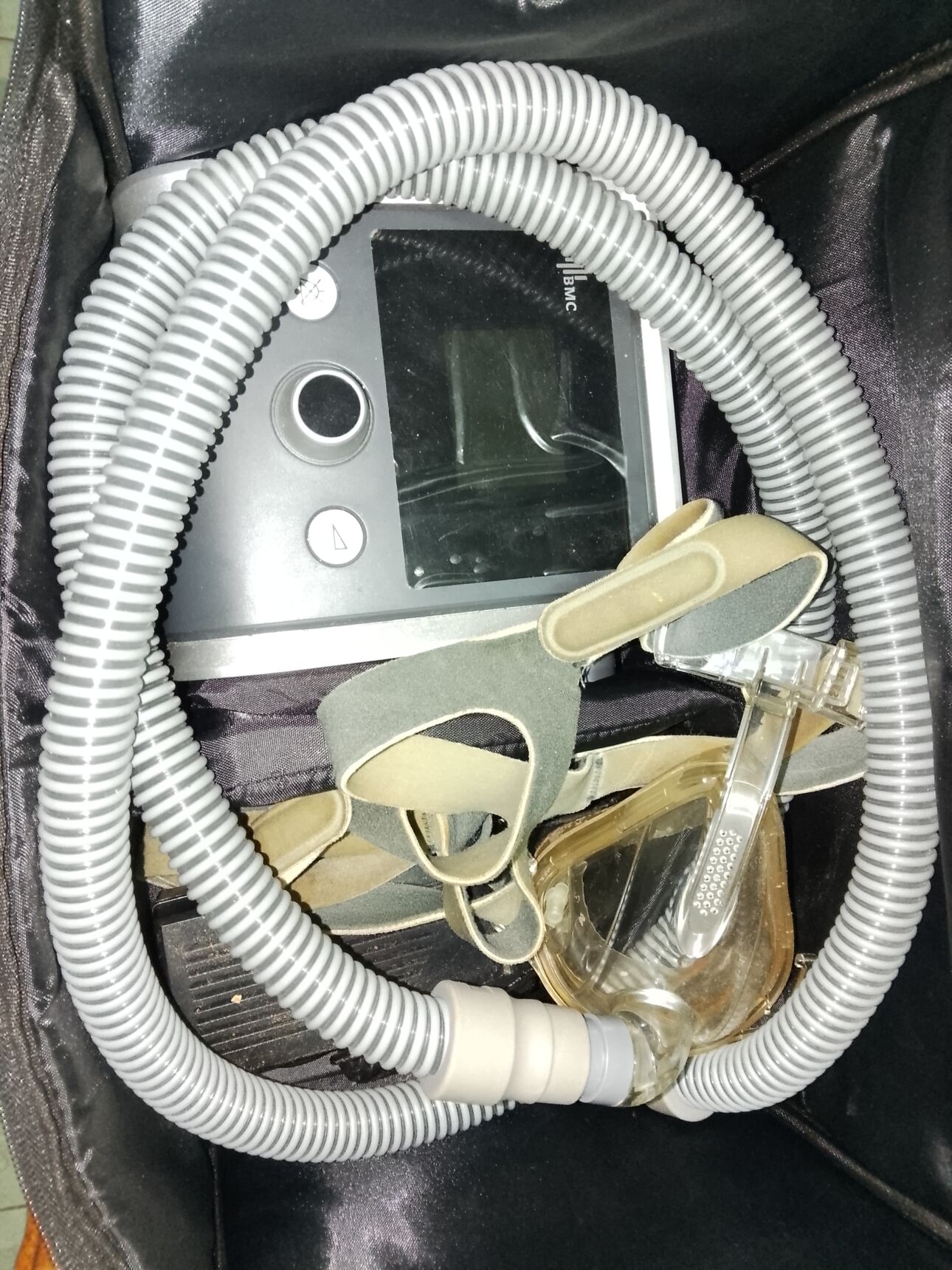 CPAP machine for sale. Like new. Only used for a month