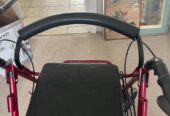 4 wheel walker/rollater with seat, brakes and basket